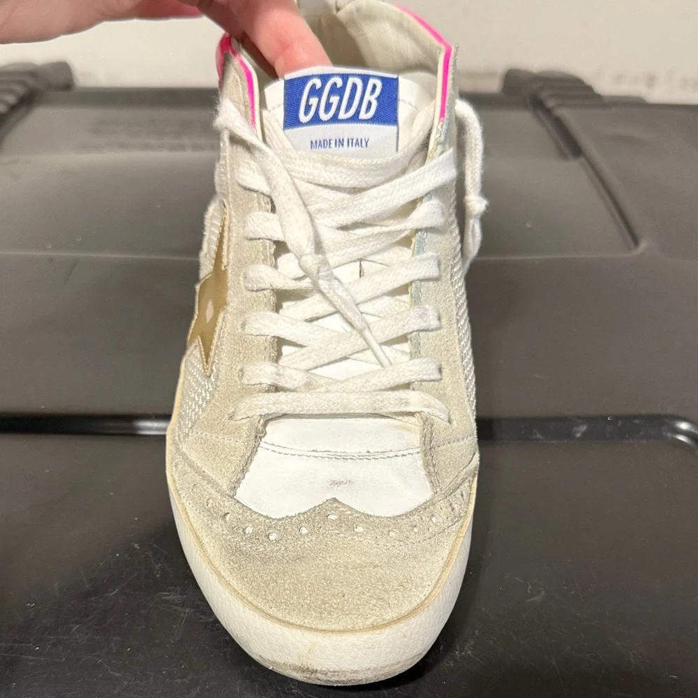 Golden Goose Sneakers with Pink and Gold Accents - Picture 2 of 4